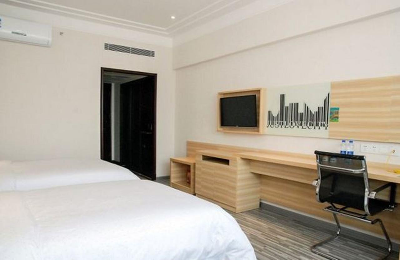 City Comfort Inn Liuzhou North Railway Station Branch Екстер'єр фото